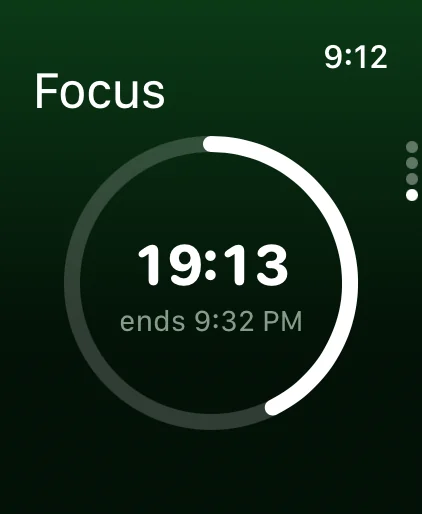 Apple Watch: a focus session counting down
